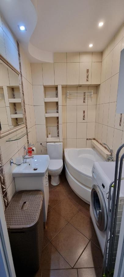 Apartament Trzypokojowy apartament w centrum Ustki Ustka Zewnętrze zdjęcie